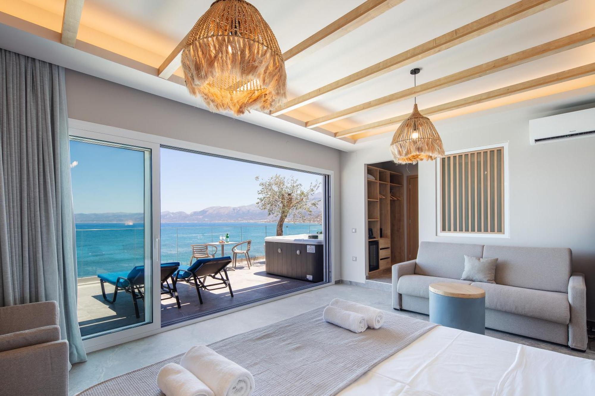 Skipper Beachfront Suites Hersonissos  Exterior foto